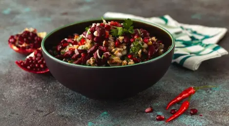 Beans with nuts and pomegranate