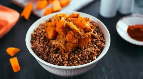 Buckwheat with baked pumpkin