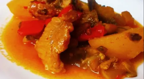 Roast pork with vegetables