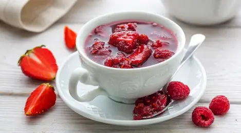 Strawberry jam with raspberries