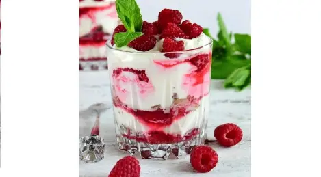 Dessert A la Pavlova