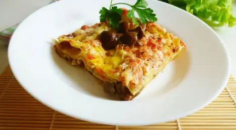 Lasagna with mushrooms