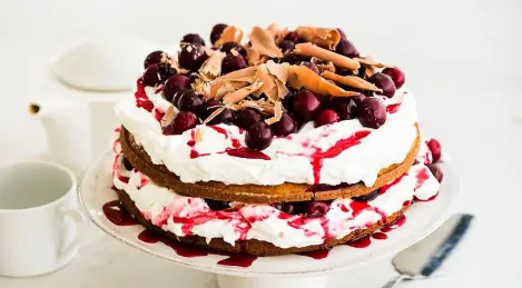 Gâteau à la crème sure aux cerises
