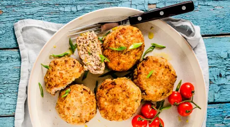 Minced meat cutlets with zucchini