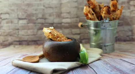 Bastoncini di pollo con semi di sesamo