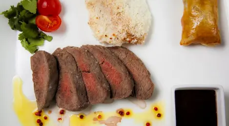 Rinderfilet gebacken in Lomo al Trapo Salz