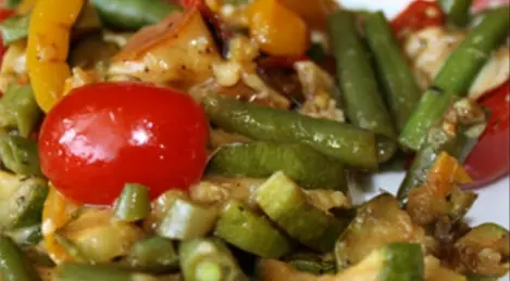 Warm grilled salad with smoked suluguni