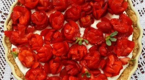 No Bake Strawberry Tart