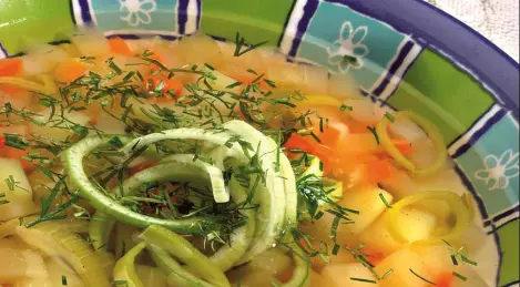 Magere Gurke mit Reis