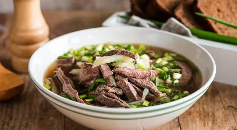 Refreshing lamb chowder