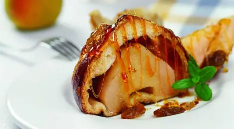 Pears in dough with caramel sauce