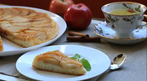 Pie with apples