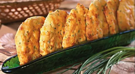 Cookies with green onions