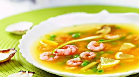 Vietnamese soup with shrimp and mushrooms