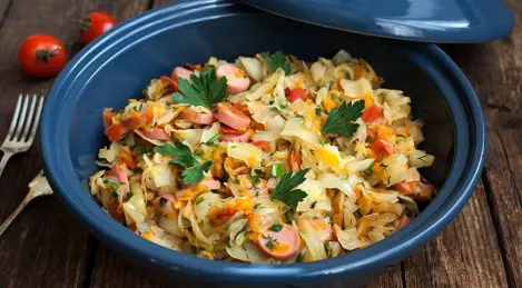 Solyanka (come secondo piatto, non una zuppa)