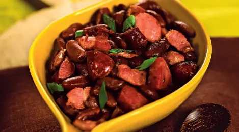 Red beans with homemade sausages