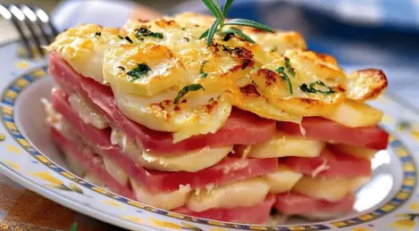 Potato casserole with ham