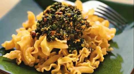 Pâtes au persil sauté