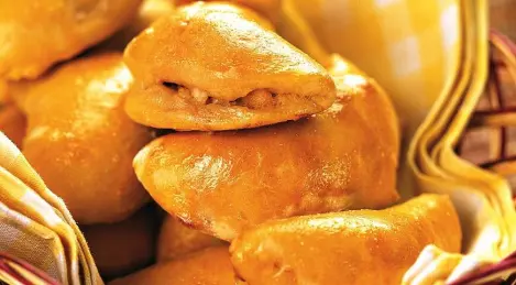 Tartes au poulet à la pâte à levure