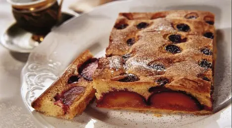 Plum Puff Pastry Pie