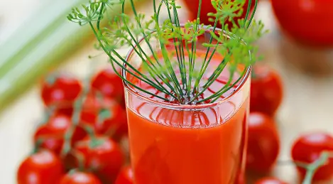 Tomato juice with celery
