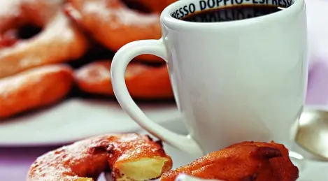 Cinnamon apple donuts