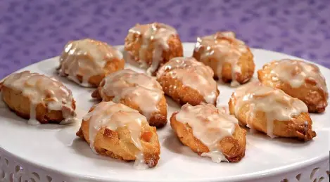 Almond cookies with candied fruit