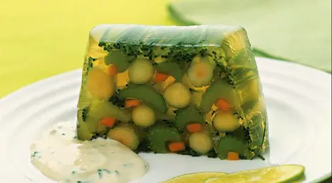 Aspik von Sellerie, Karotten und Spargel