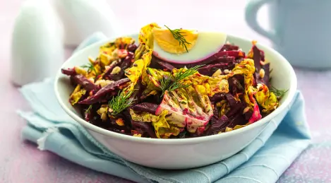Roasted Beetroot and Lettuce Salad