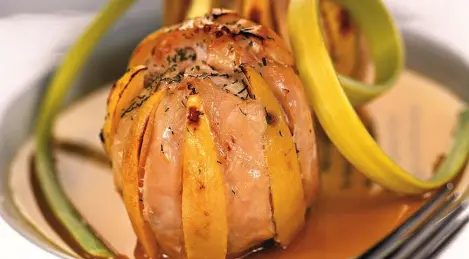 Chicken balls with quince