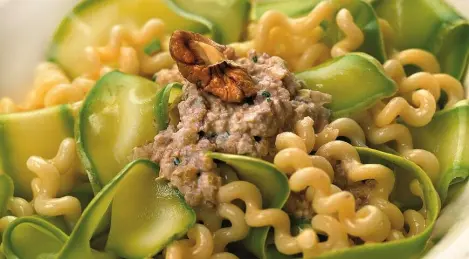 Pasta with zucchini
