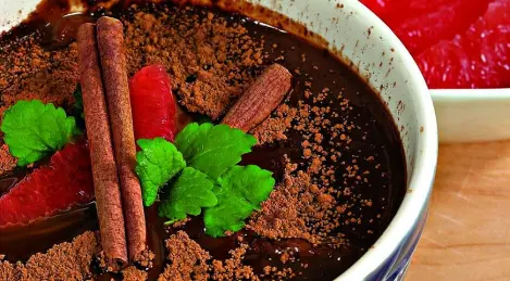 Chocolate soup with grapefruit