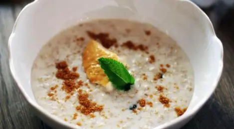 Oatmeal with creme brulee