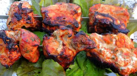 Cerdo en adobo de verduras