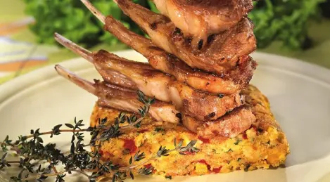 Lamb ribs with bread and vegetable biscuits