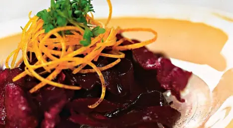 Beetroot stew with bacon