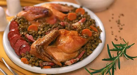 Pernice stufata con lenticchie