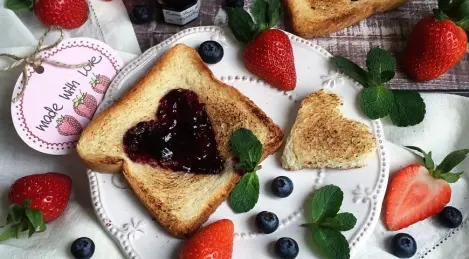 Toast with hearts
