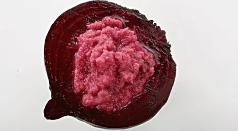 Horseradish sauce with beets (for cold appetizers of fish and meat)