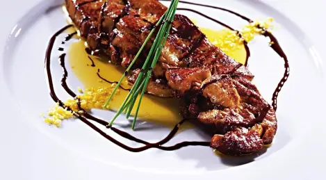 Foie gras vapeur au thé vert et chocolat au citron