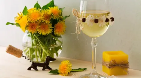 Dandelion wine at home