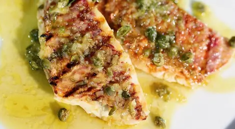 Meeräsche mit Zitronen-Orangen-Marinade