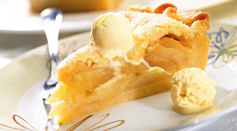 Classic apple pie