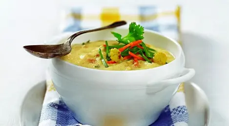 Currysuppe mit Blumenkohl