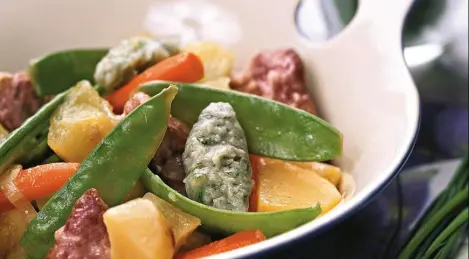 Ragú de ternera con verduritas y albóndigas