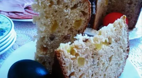 Easter cake with dried melon