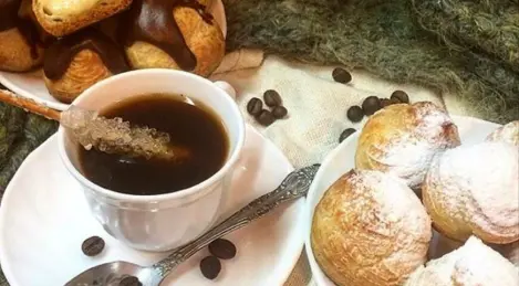 Profiteroles mit Kokoscreme