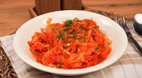 Bigos con salsiccia
