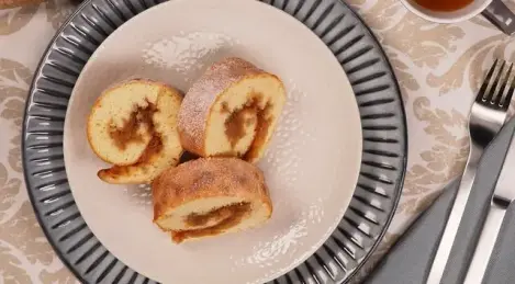 Apple roll