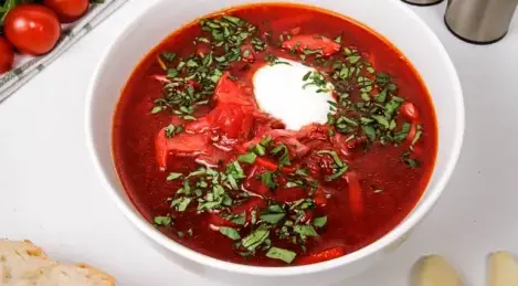Borscht with tomatoes and peppers